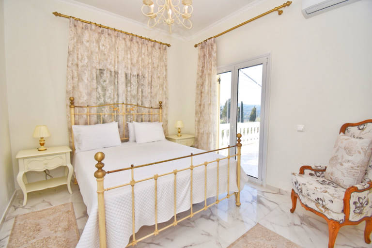Lifevillas | Rent Villas in Corfu | Luxury Private Villas in Corfu